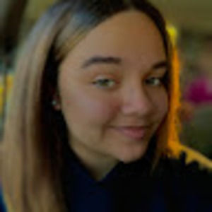 Meet your Posher, Janya